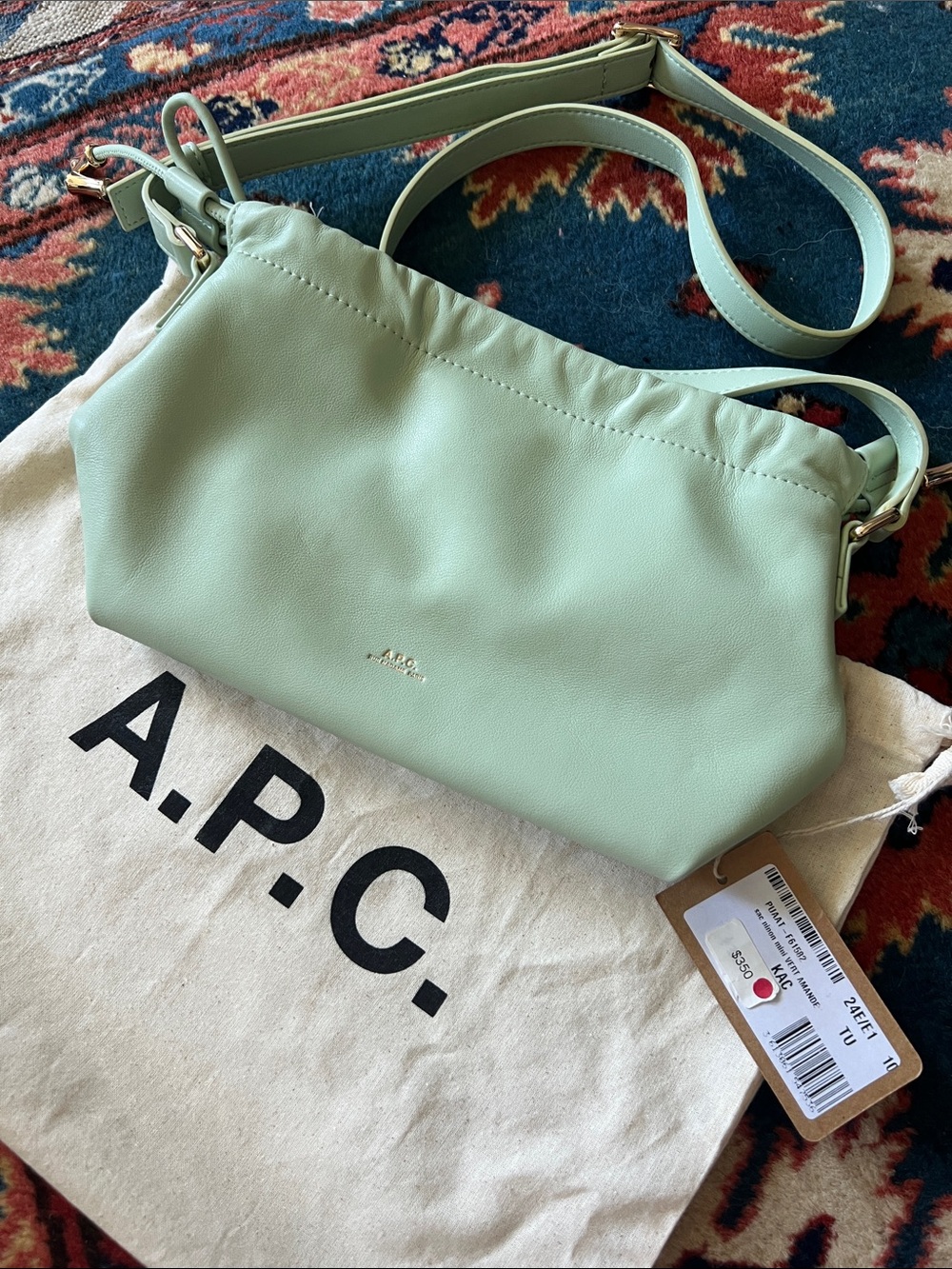 APC Ninon Women's Shoulder Bag | VERT AMANDE